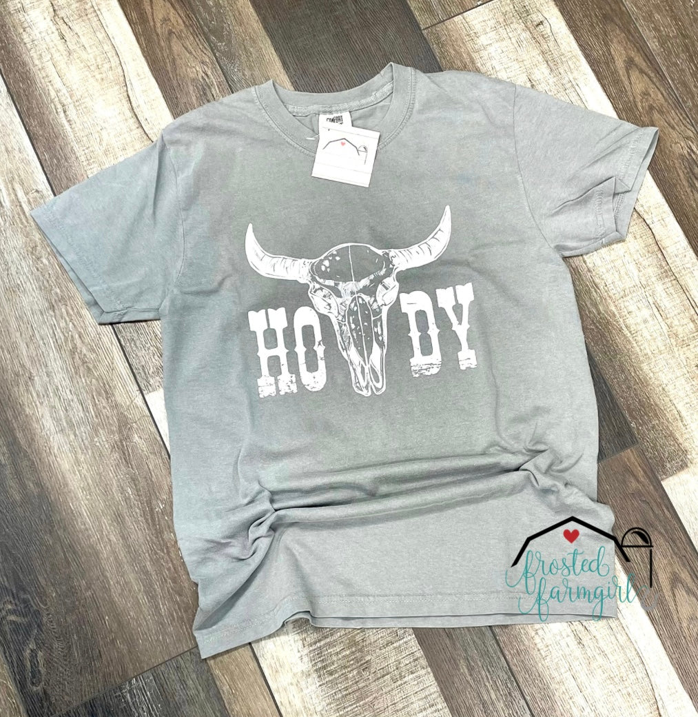 Howdy Steer Adult Tee | Western Collection | Farmgirl Collection | Adult Apparel Collection